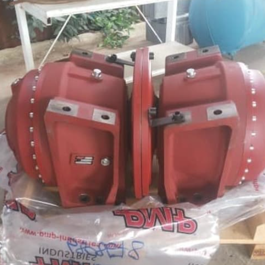 PMP Gearbox With W/P Drive